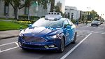 Ford目前正在Ford Fusion Hybrid自動駕駛車隊上安裝指示燈號介面，以供位在邁阿密-戴德郡（Miami-Dade County）的人工智慧公司Argo AI使用。(Ford)