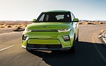 2020款起亞Soul EV，續航里程比Niro EV更長。起亞Soul EV配備Niro EV和現代Kona電動版的64千瓦時電池組。(Kia)